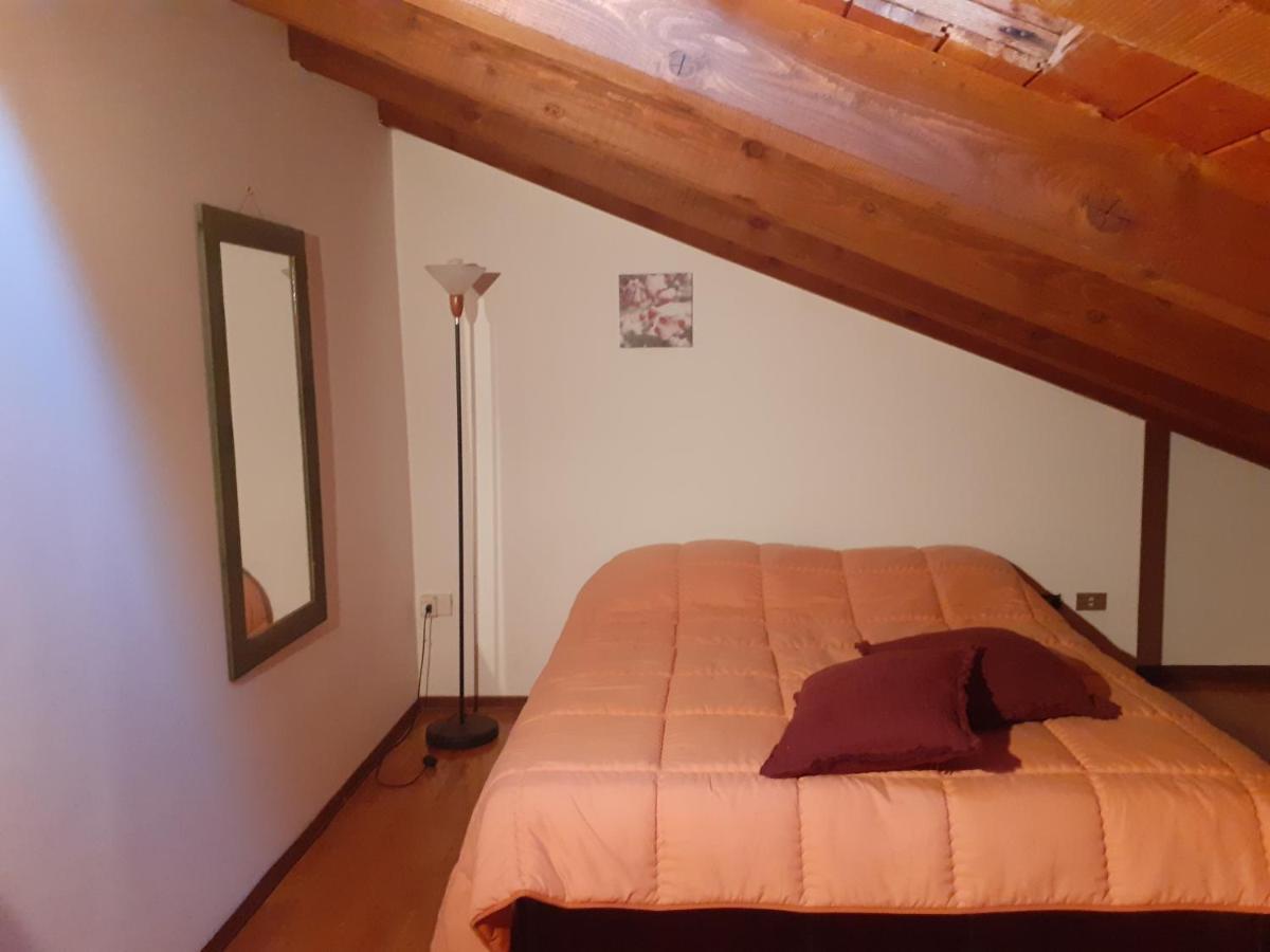 Appartamento Signorile Con Giardino Aosta Buitenkant foto