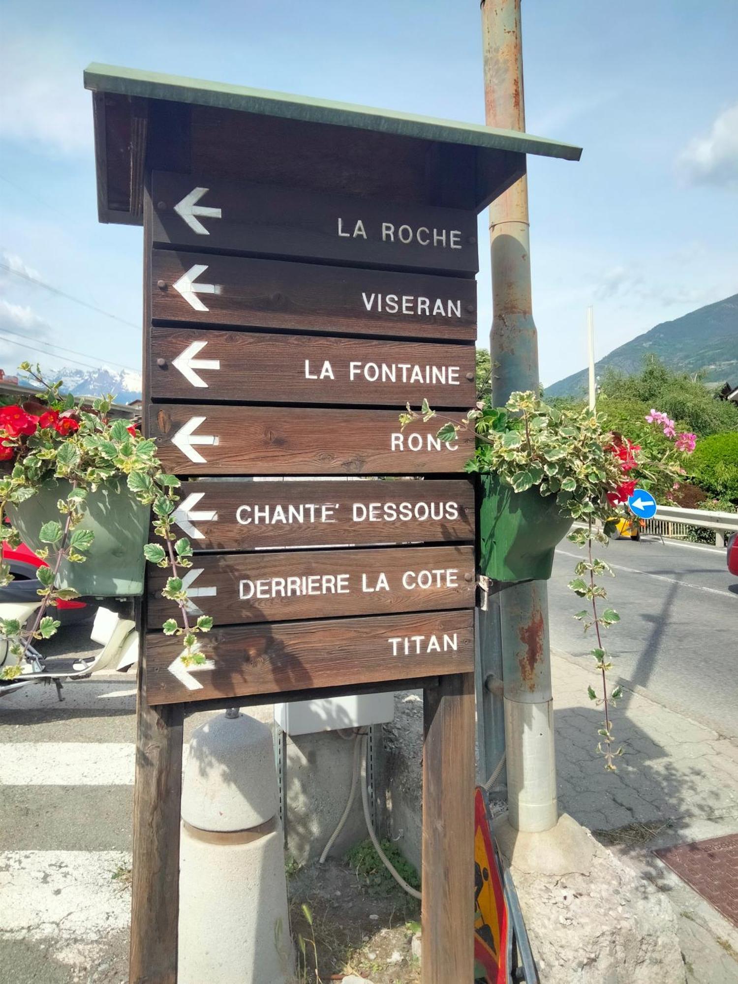 Appartamento Signorile Con Giardino Aosta Buitenkant foto